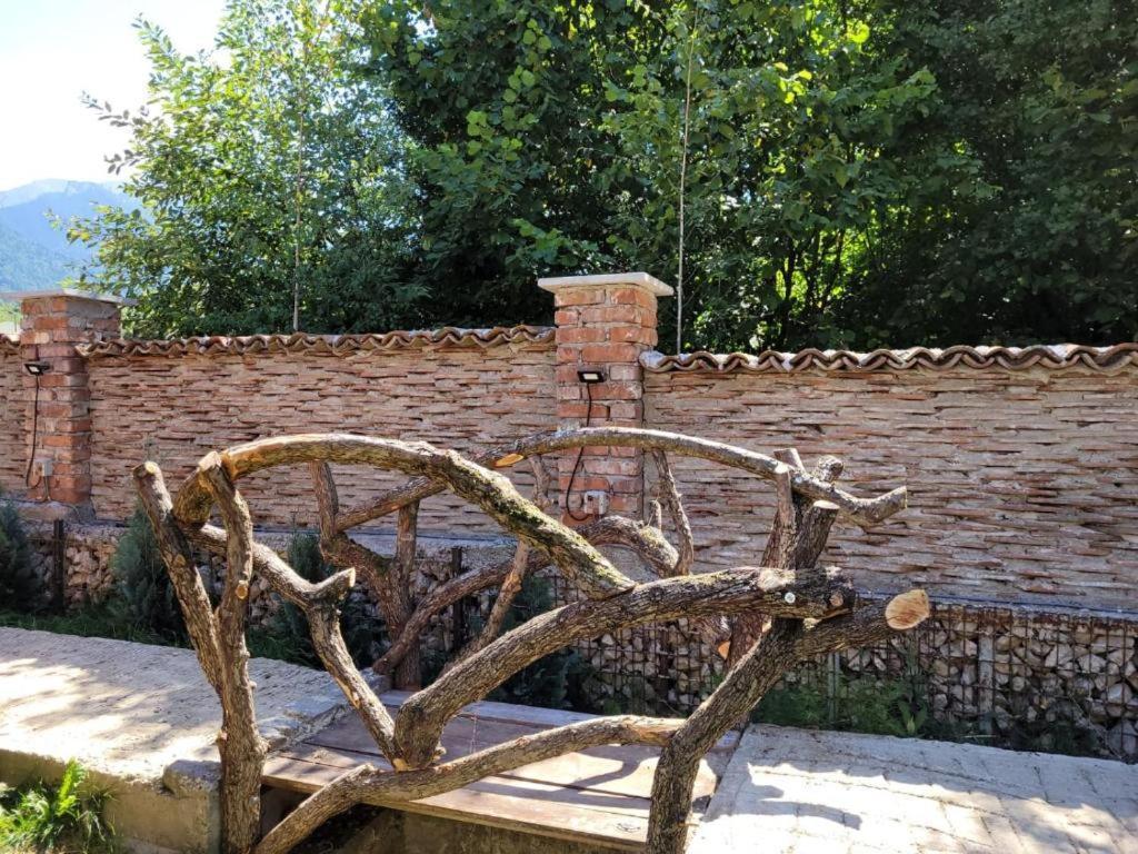 Casa Cu Mesteceni Rîşnov Esterno foto