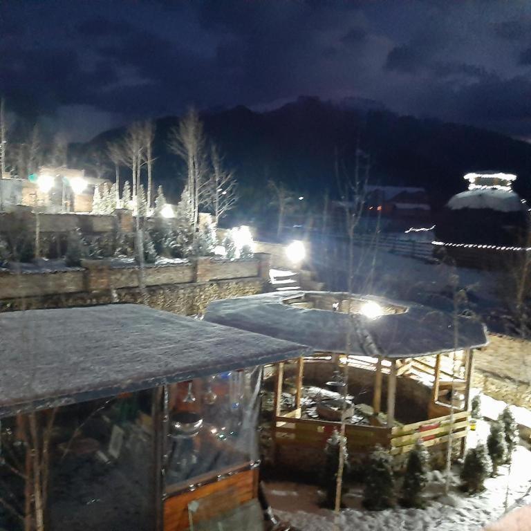 Casa Cu Mesteceni Rîşnov Esterno foto